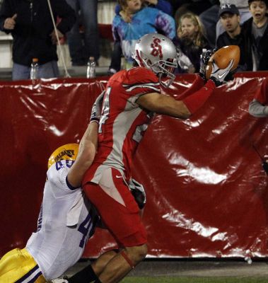 Interception Gives Stony Brook A Win At The End Over Albany