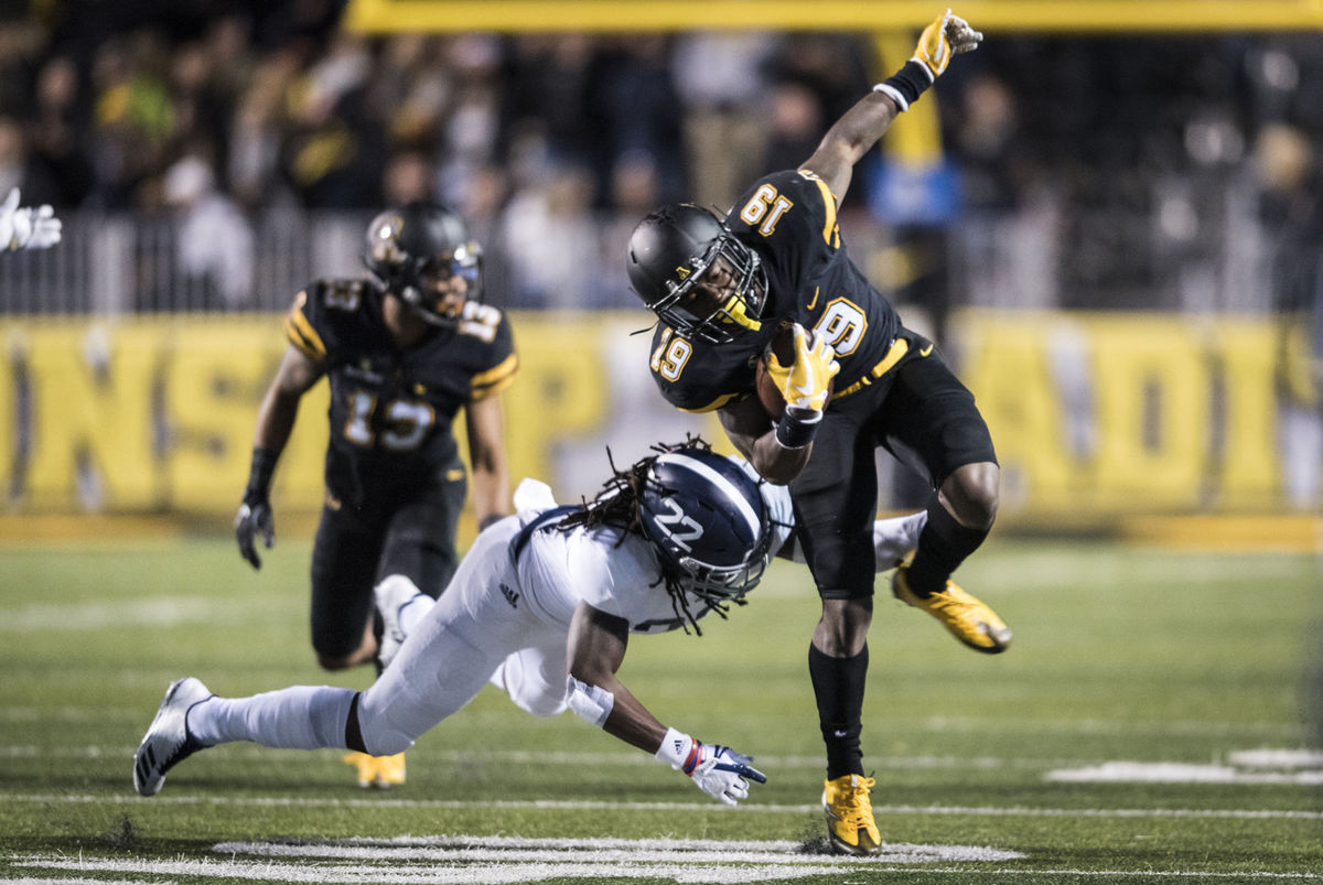 Appalachian State Resoundingly Becomes Bowl-Eligible After Near-Perfect 27-6 Win Over Georgia Southern