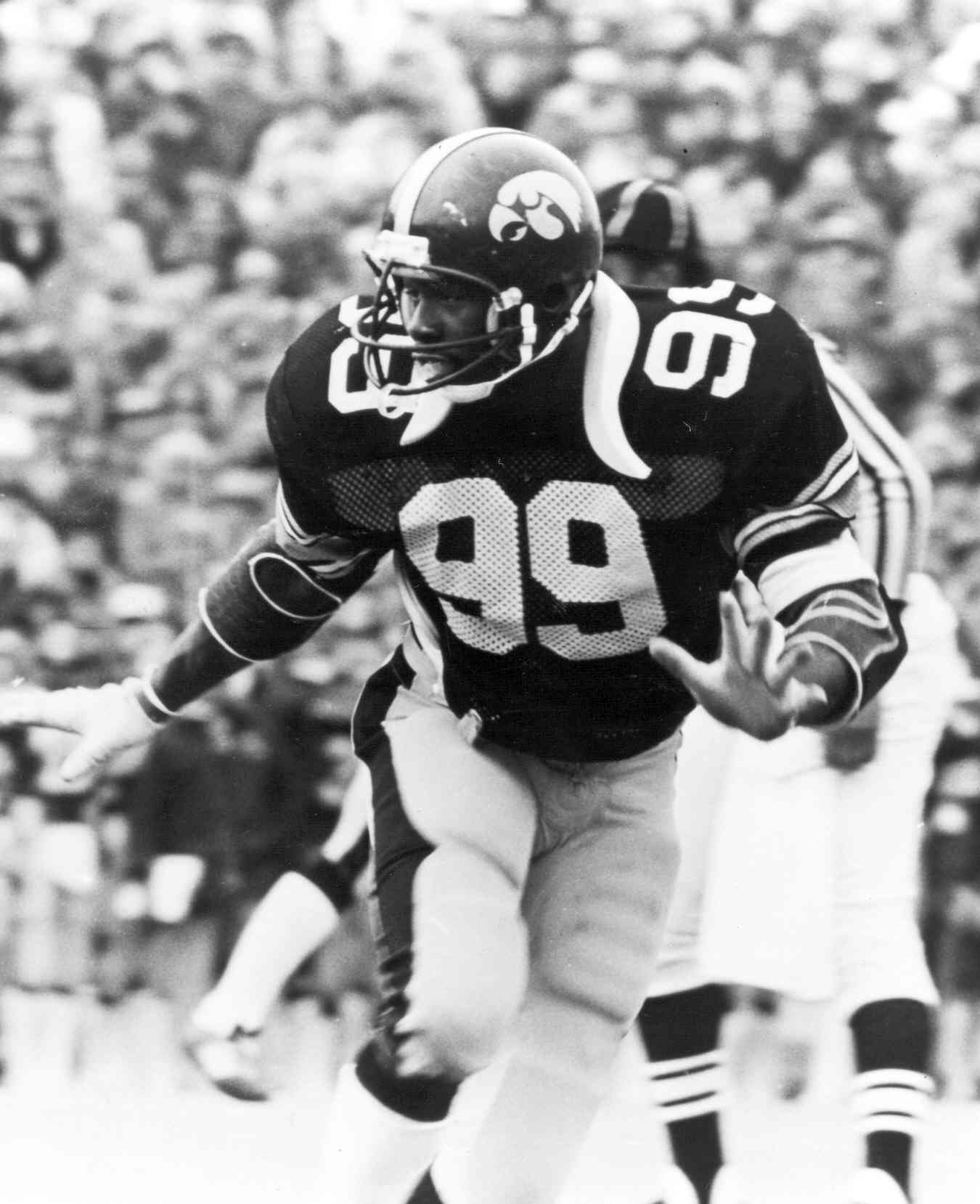 Andre Tippett: From Standing Up For Himself To The College Football Hall of Fame